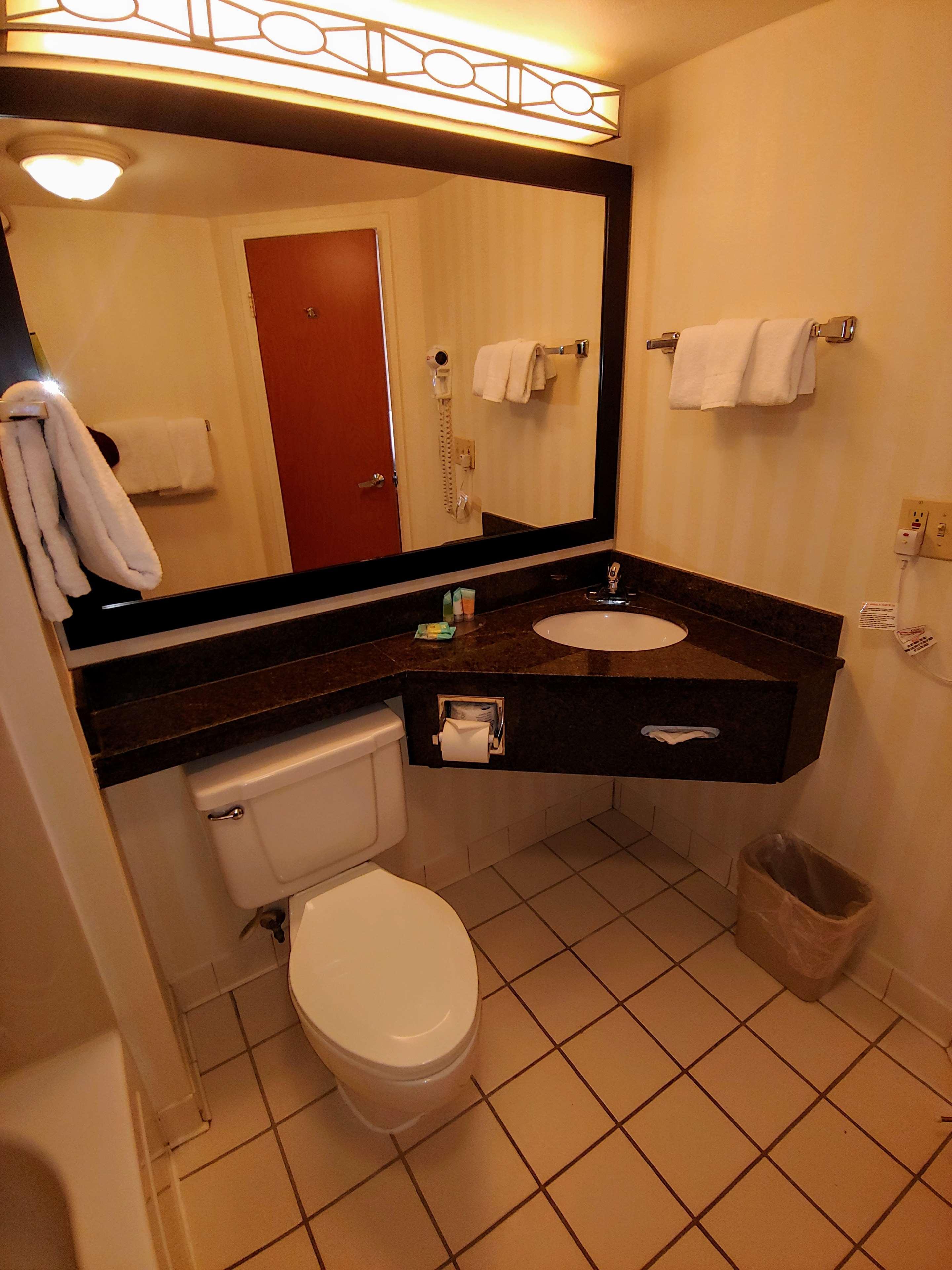 Hotel Revival